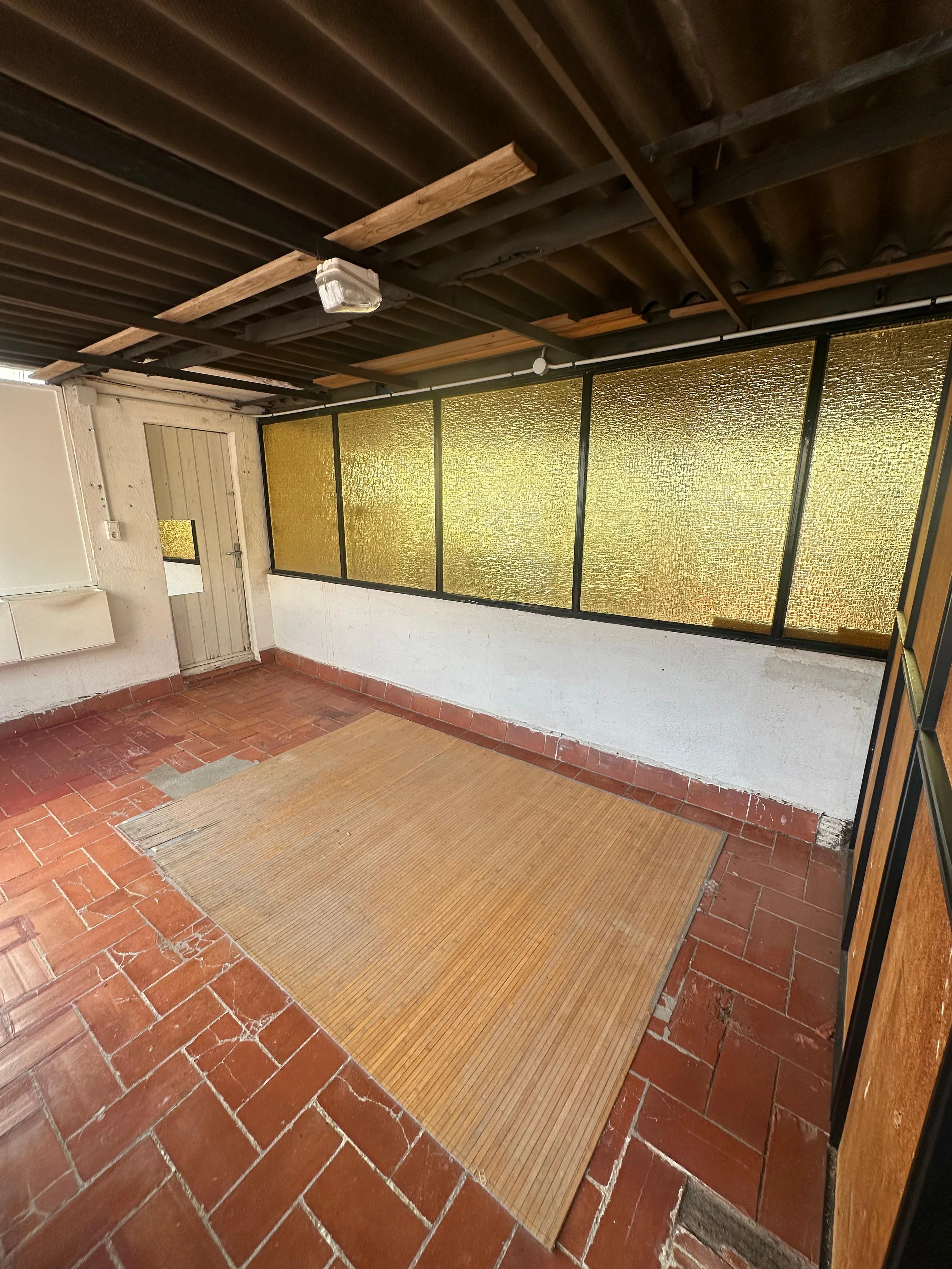 Estado previo interior antes de reforma alta gama Casa Miranda Barcelona