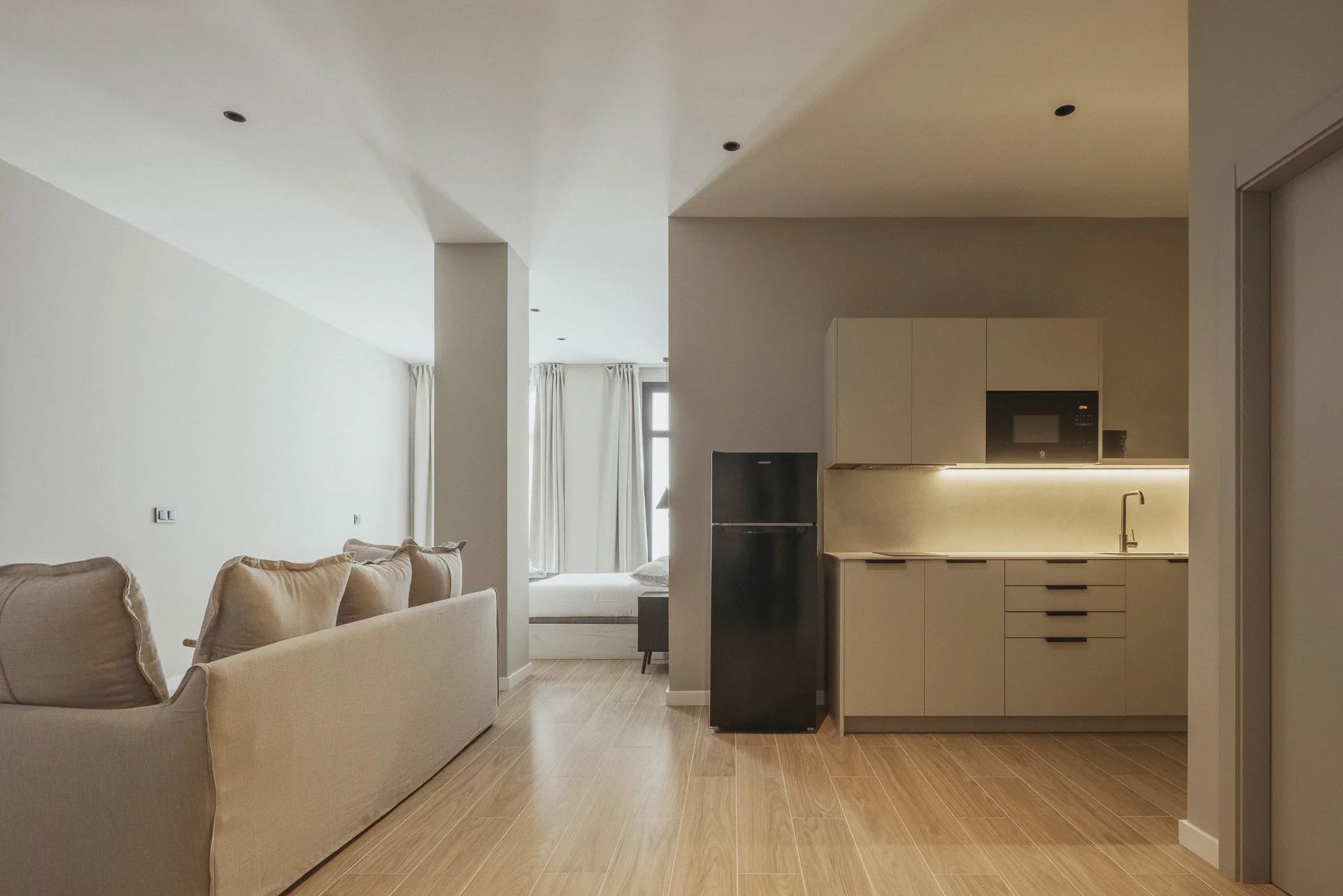 Reforma integral de alta gama apartamentos turísticos JLL43 Valencia · Nosolo Design