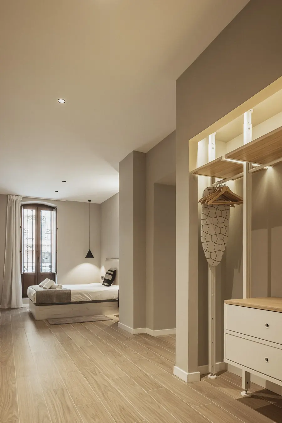 Reforma integral con interiorismo técnico apartamentos JLL43 Juan Llorens Valencia