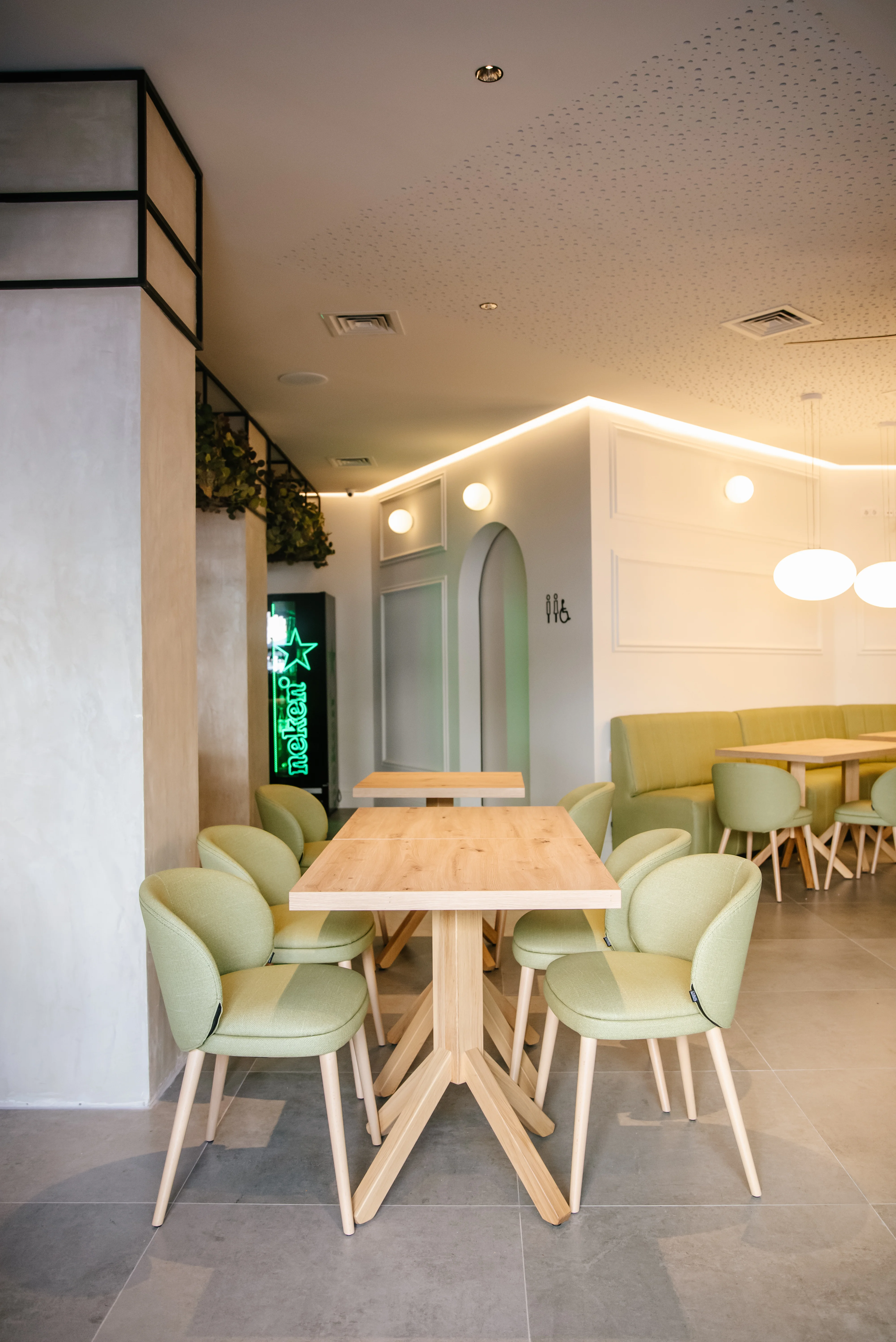 Finalización de obra milimétrica reforma Restaurante La Oficina Valencia